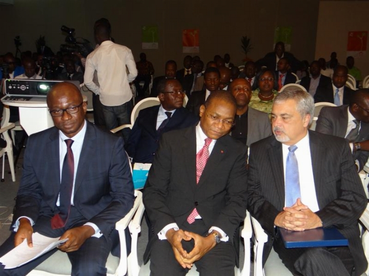 TIC : Le Ministre Koné Bruno présent aux 20 ans de Microsoft.